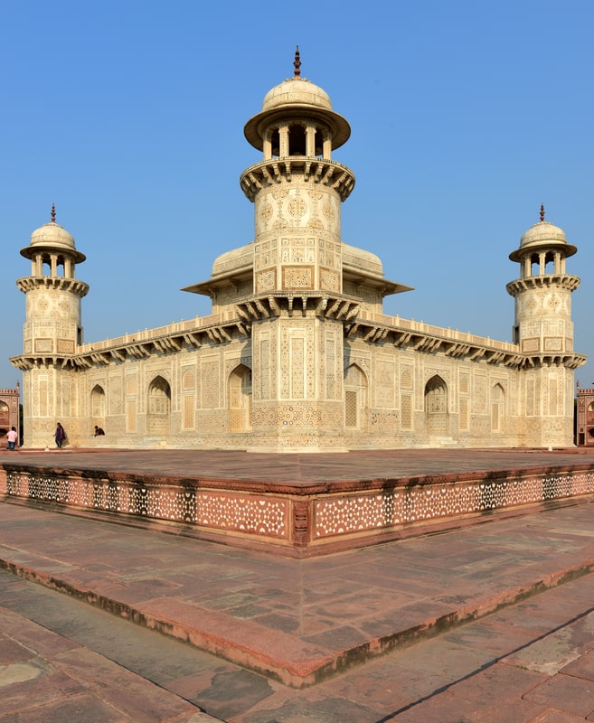 Das prächtige Itimad-ud-Daula Mausoleum in Agra
